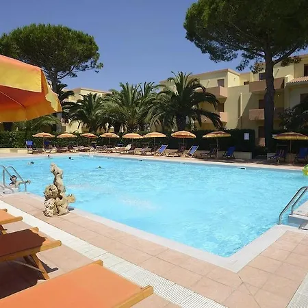 Oasis Ξενοδοχείο 4*